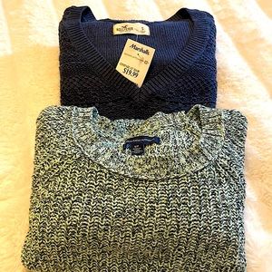 3/$20 Small Sweaters American Eagle & Hollister